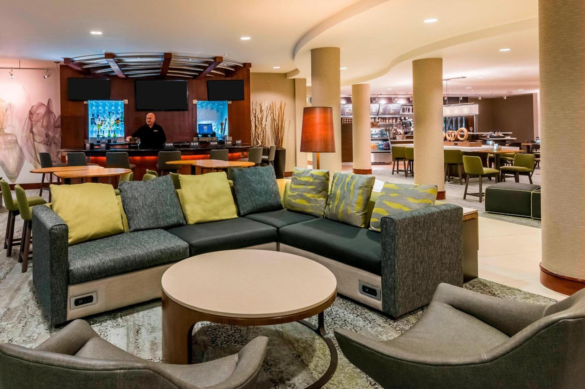 Courtyard Fort Myers At I-75 And Gulf Coast Town Center Estero Eksteriør bilde