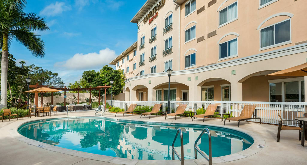 Courtyard Fort Myers At I-75 And Gulf Coast Town Center Estero Eksteriør bilde